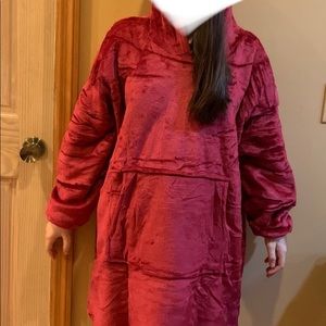 Huggle Cozy maroon/red fleece lined oversized hoodie